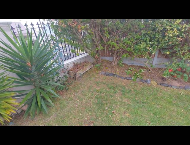 3 BEDROOM HOUSE TO LET IN WEST BEACH